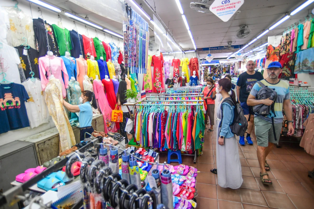 cuc-thue-khong-can-cu-doanh-thu-2026-de-truy-thu-thue-khoan-cac-nam-truoc-realnex