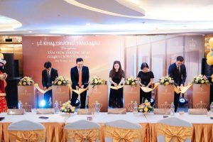 khai-truong-tang-mau-trai-nghiem-tam-nhin-thuong-dinh-tai-golden-crown-hai-phong-realnex