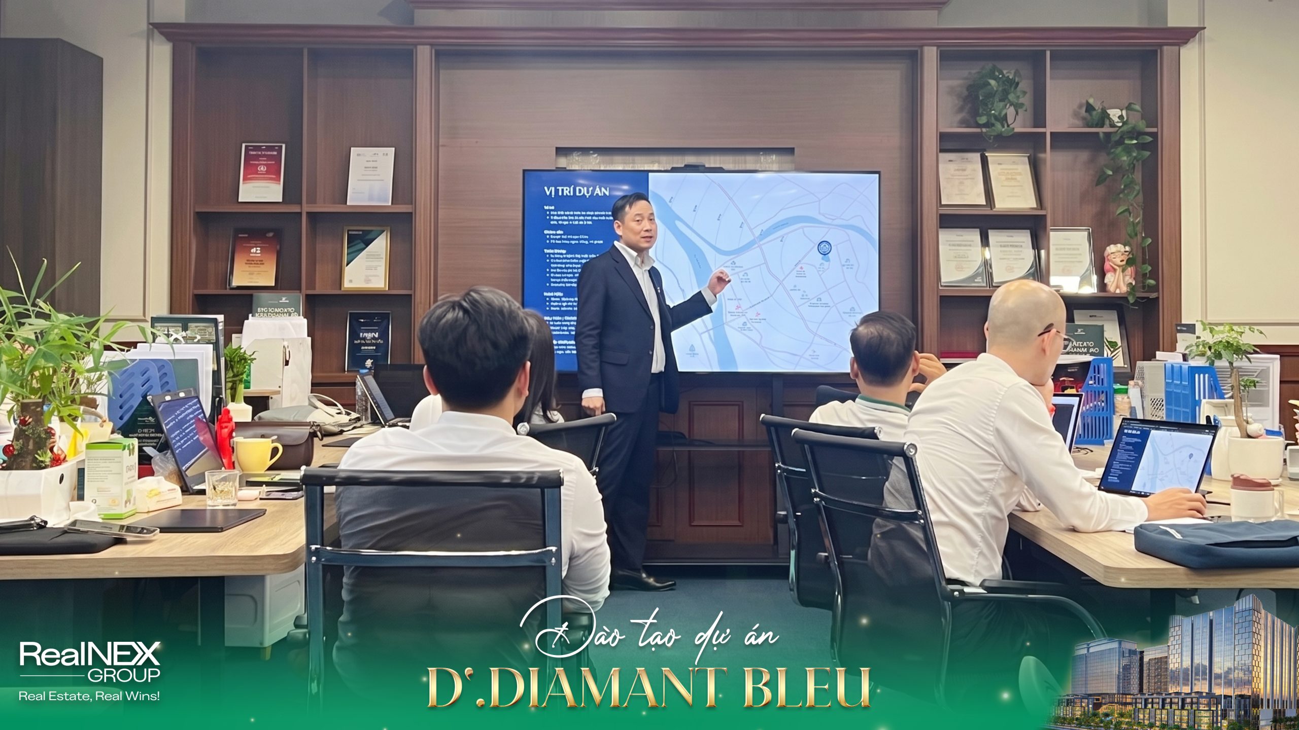REALNEX-GROUP-BUNG-NO-NANG-LUONG-TRONG-BUOI-DAO-TAO-CHUYEN-SAU-DU-AN-DDIAMANT-BLEU-CUNG-CDT-TAN-HOANG-MINH-3